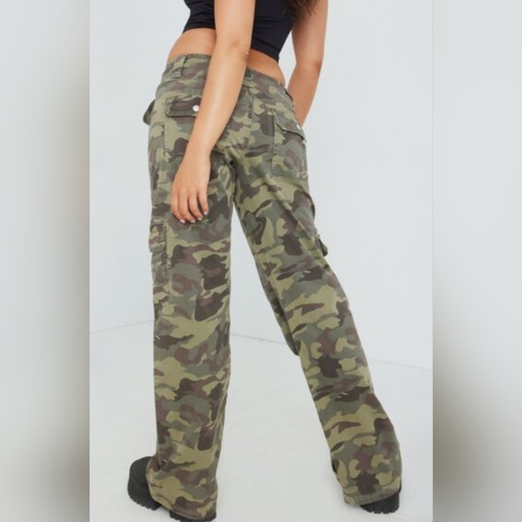 GARAGE Low-Rise Cargo Pants - Picture 1 of 7